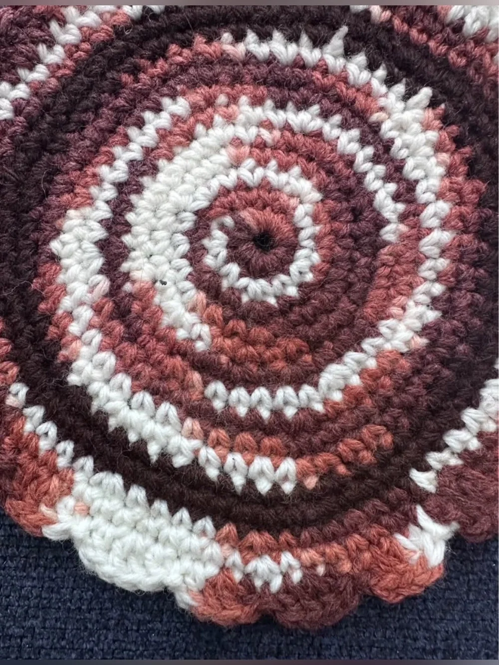Retro Handmade Crochet shot Pad Holder - Like New, Smoke Free Home